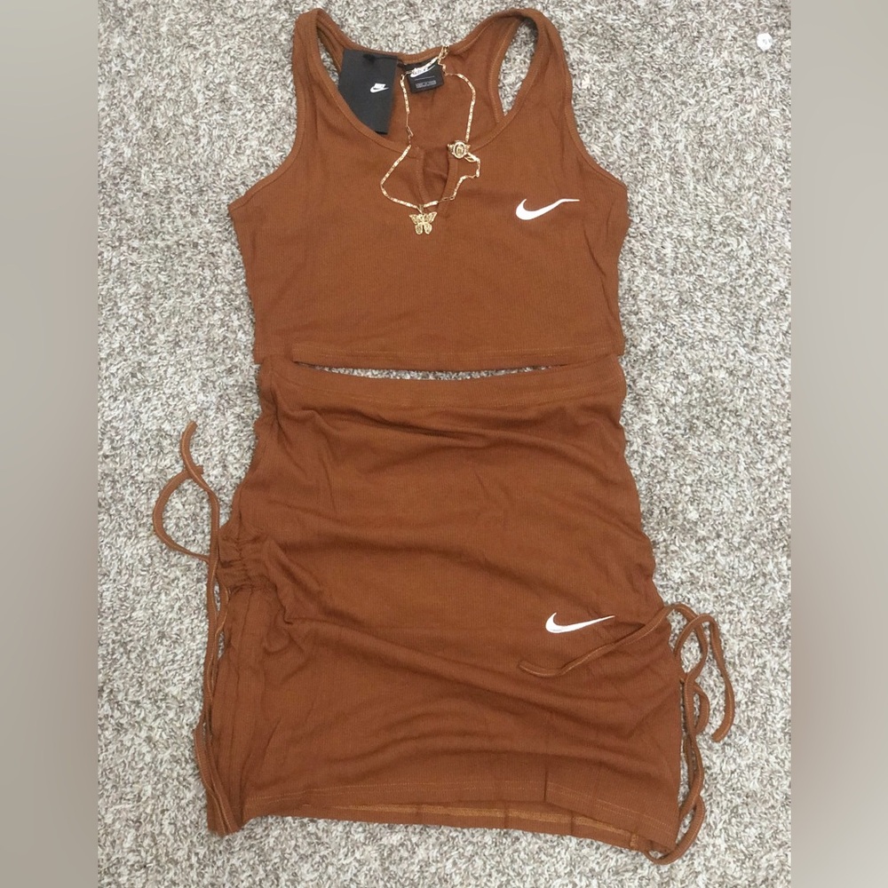 BROWN Swoosh check mark
Two-piece summer skirt set - Picture 3 of 7